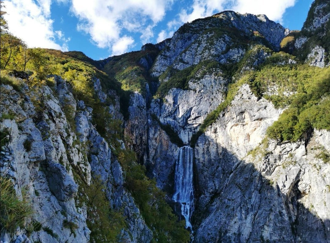 Boka Waterfall景点图片