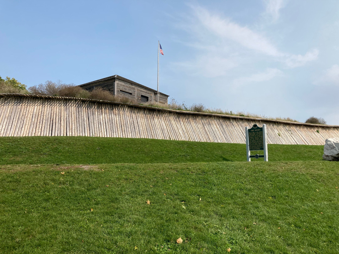 Fort Holmes景点图片