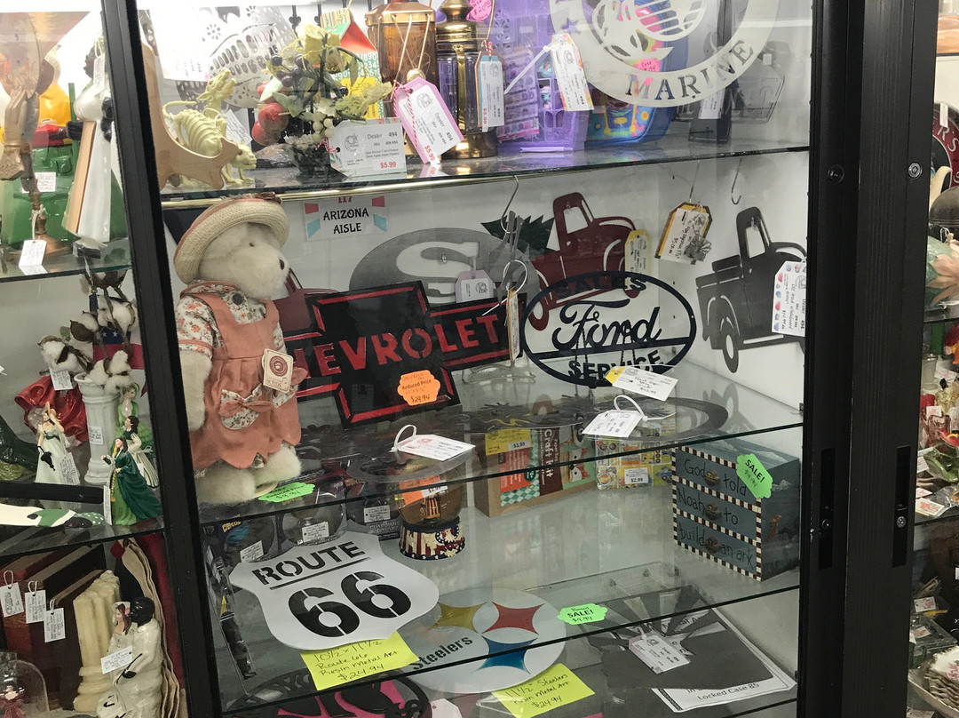 Brass Armadillo Antique Mall-凤凰城必去景点