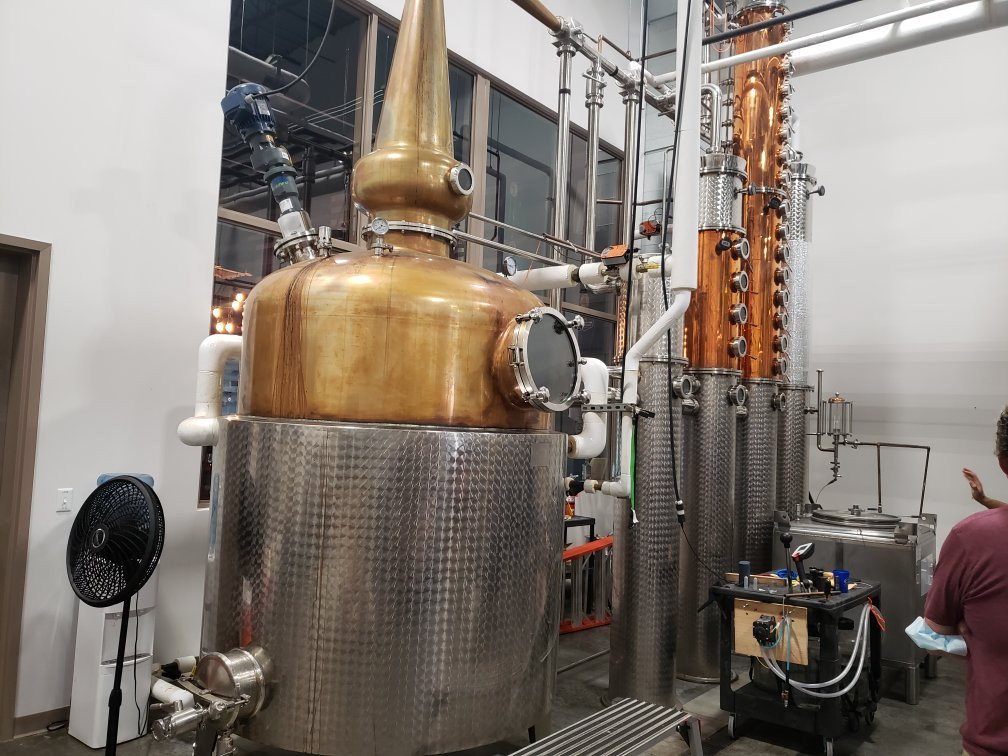 Loaded Cannon Distillery-布雷登顿必去景点