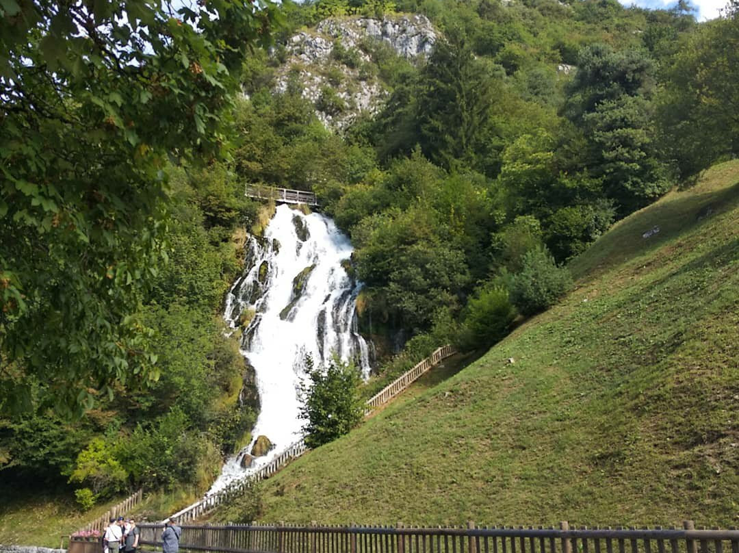 Cascate del Rio Bianco景点图片