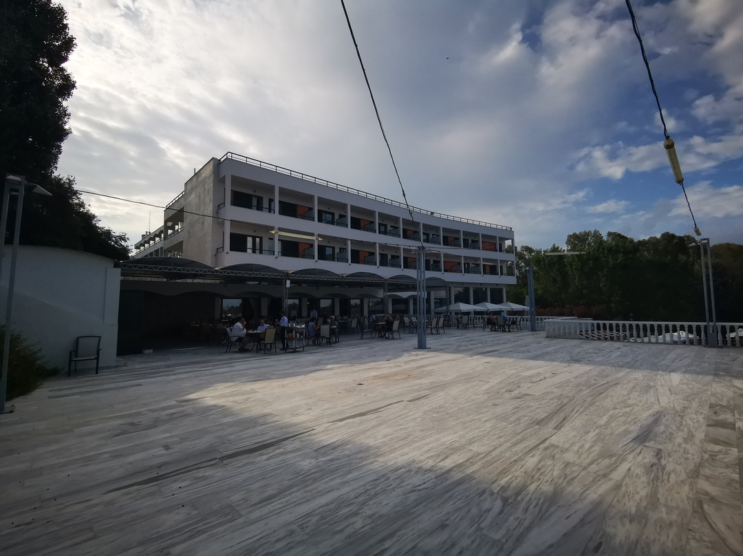 玛格罗纳皇家酒店主图
