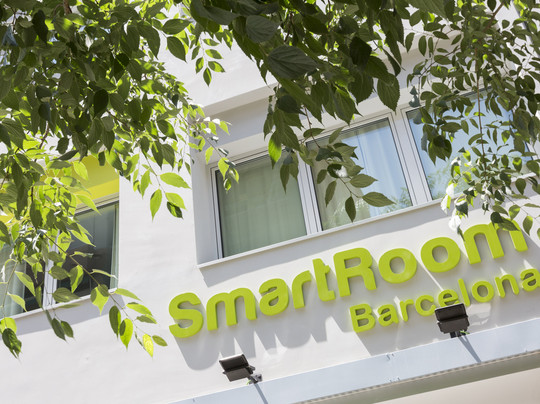 巴塞罗那时尚客房酒店主图