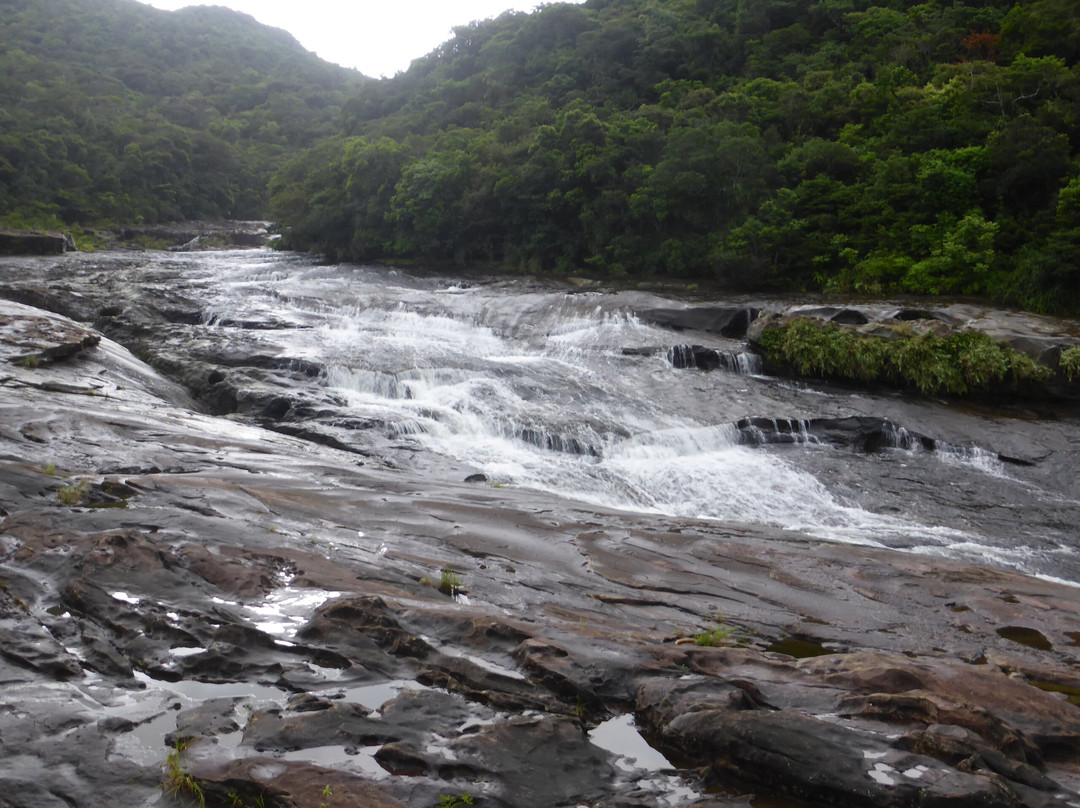 Kanpiree Waterfall-竹富町西表岛必去景点