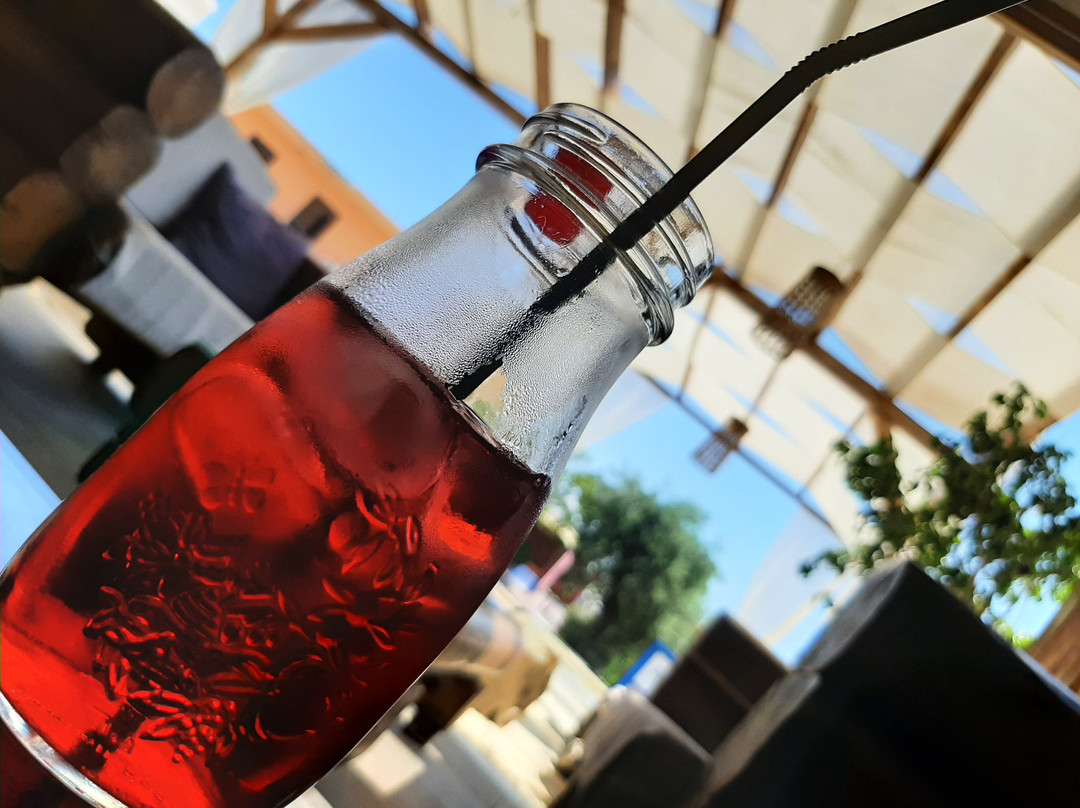 Time Out Shisha Bar-Moraitika必去景点