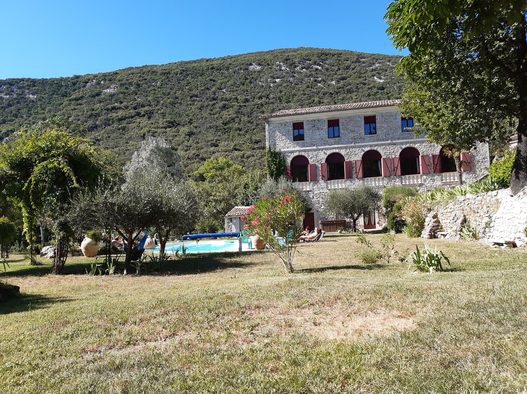 Domaine De Rochebelle主图