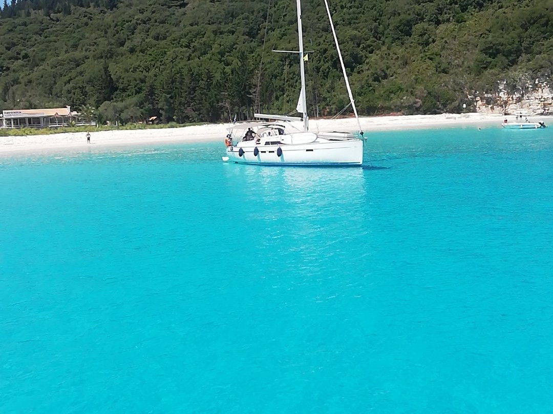 Voutoumi Beach-Antipaxos必去景点