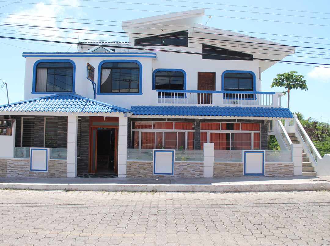 Puerto Baquerizo Moreno酒店住宿-Dolphin House Hostal