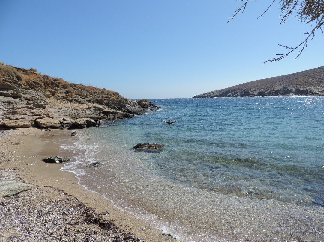 Platis Gialos Beach景点图片