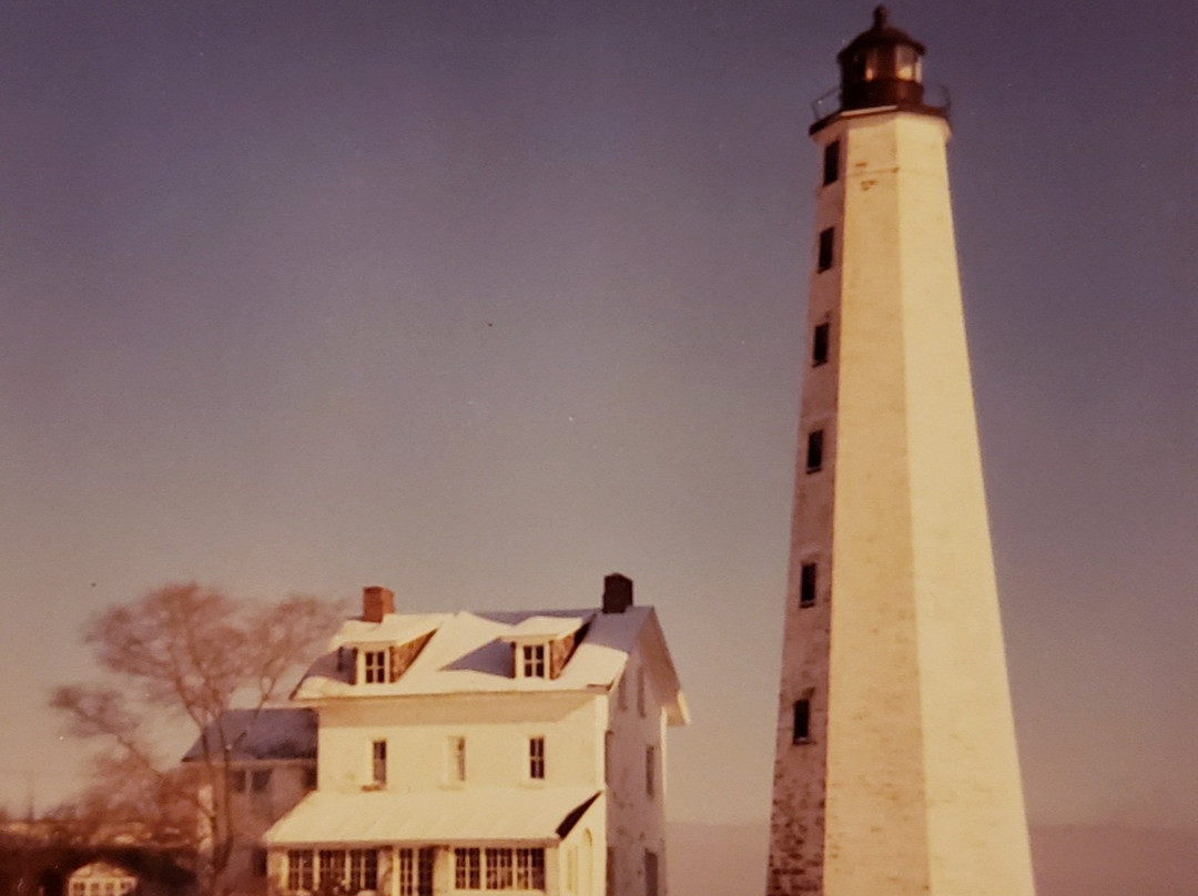 New London Harbor Light-新伦敦必去景点