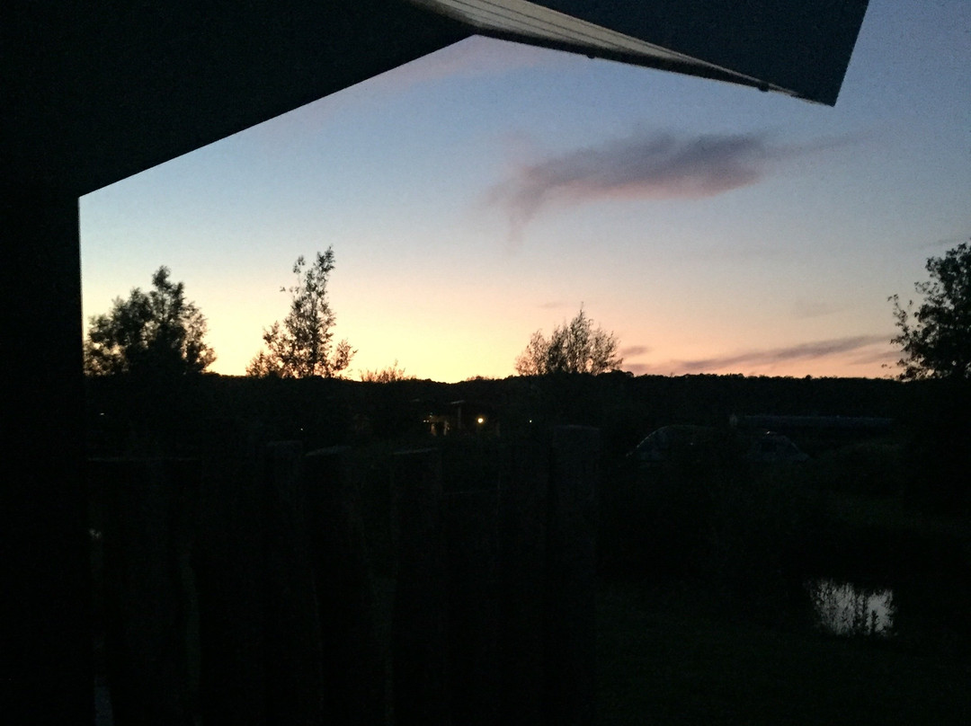 陆地与海洋酒店主图