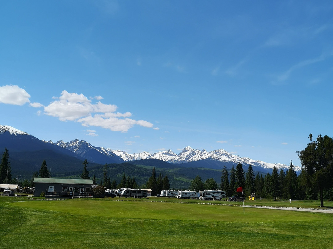 Valemount Pines Golf & R.V. Park-维尔蒙特必去景点