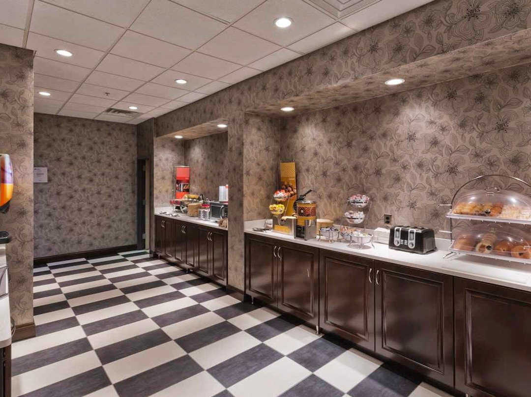 Hampton Inn Dover主图