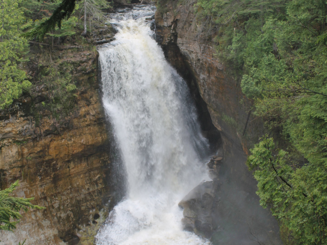 Miners Falls-缪尼辛必去景点