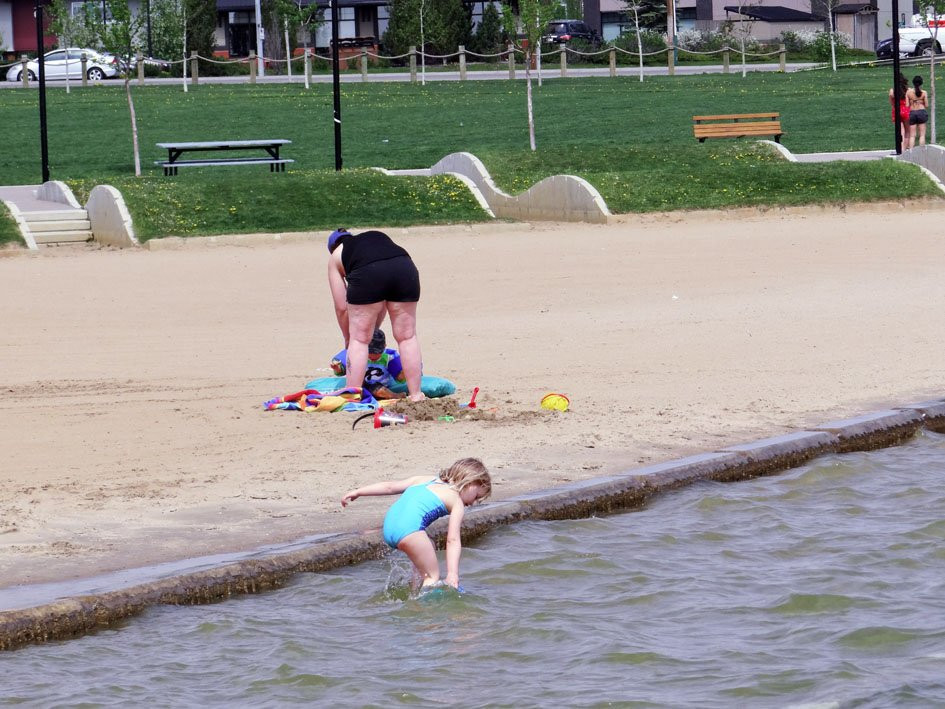 Anniversary Park-Chestermere必去景点
