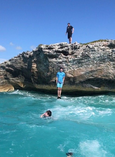 Silly Creek Water Sports-普罗维登西亚莱斯必去景点