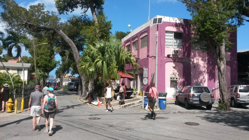 Mongoose Junction-圣约翰必去景点