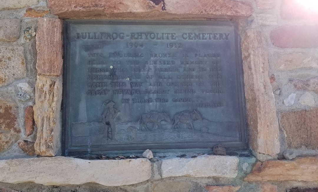Bullfrog-Rhyolite Cemetery-比蒂必去景点