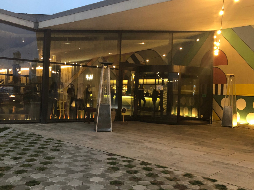 拉莫拉希尔顿逸林酒店及会议中心主图