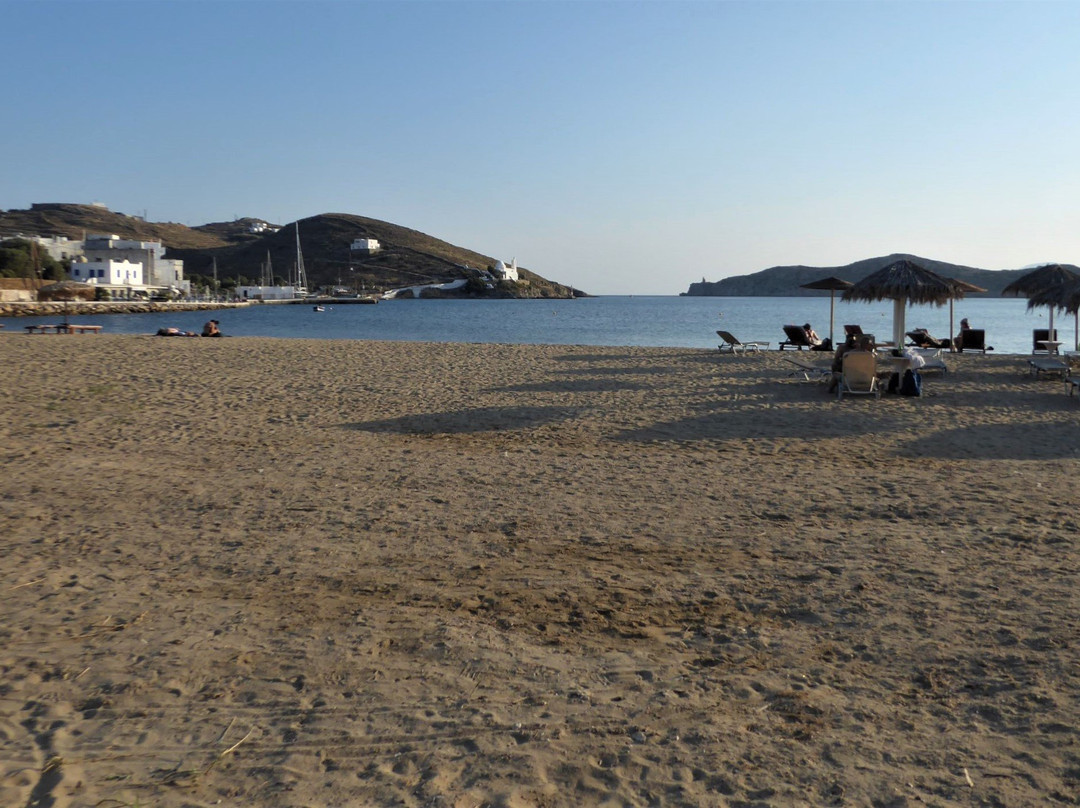 Gialos Beach-Chora必去景点