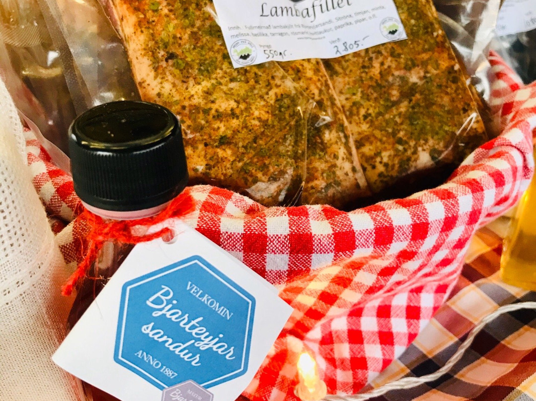 Bjarteyjarsandur-雷克雅未克必去景点