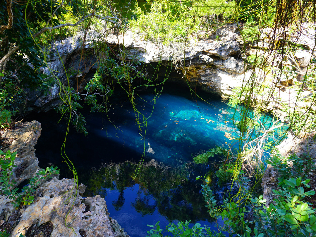 Sapphire Blue Hole-伊柳塞拉必去景点