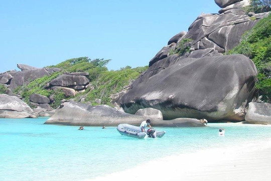 Kiwi Travel Phuket-拉克山必去景点