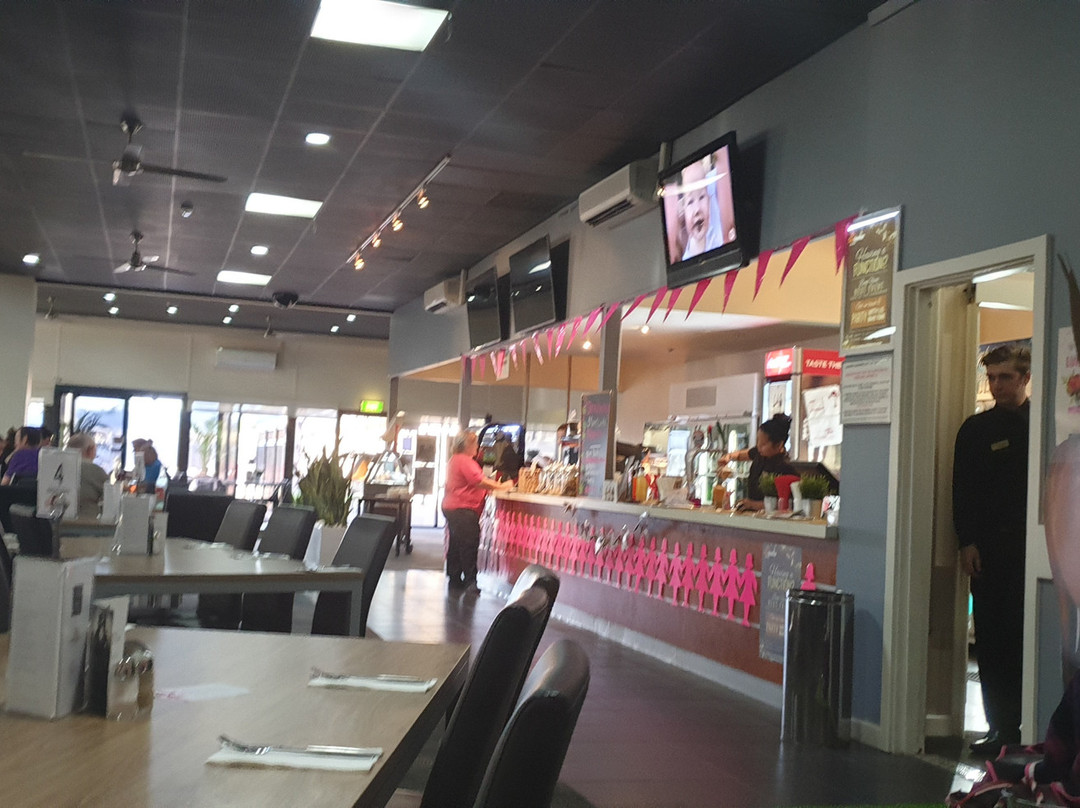 Sundowner Motel Hotel主图