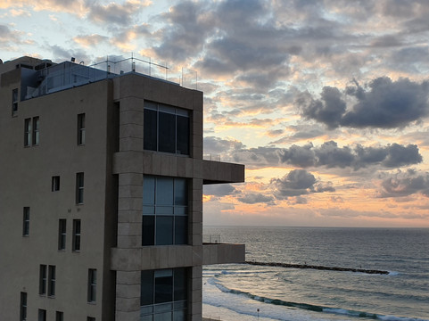 The Savoy Tel-Aviv Sea Side主图