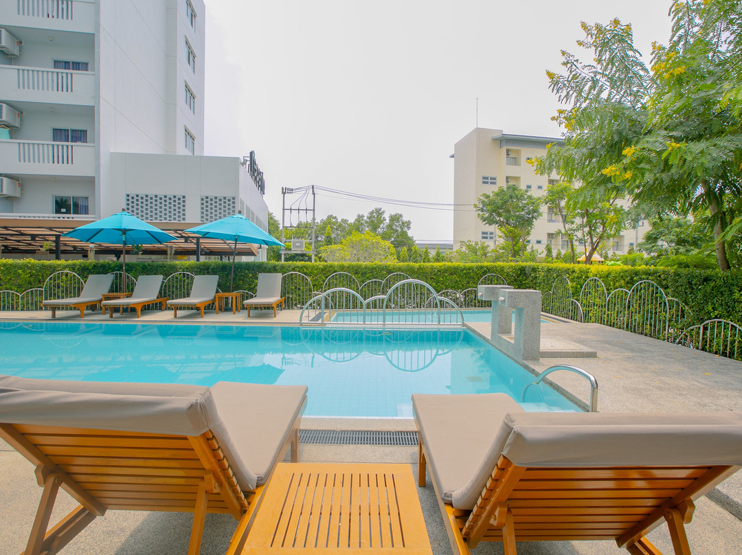 普吉岛苏恩卢恩瑞森塔酒店主图