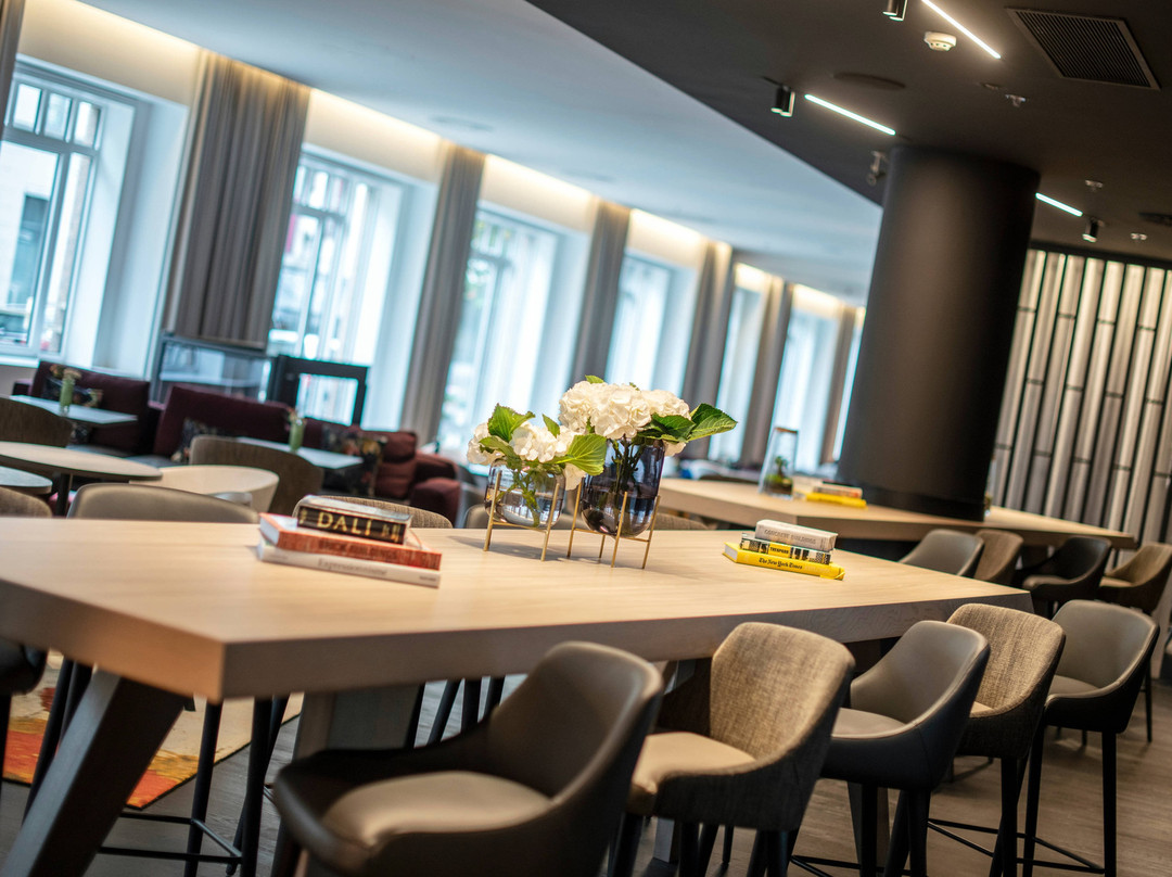 布鲁塞尔万丽酒店主图