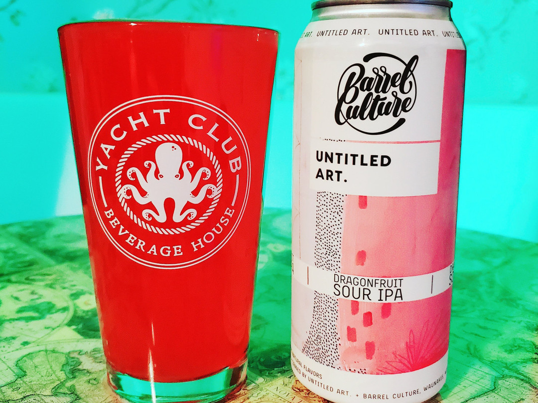 Yacht Club Beverage House景点图片