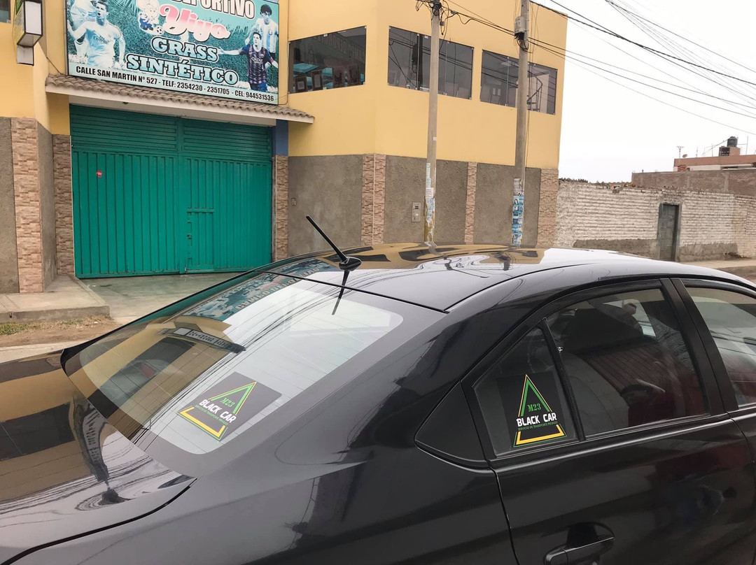 black car-Barranca必去景点