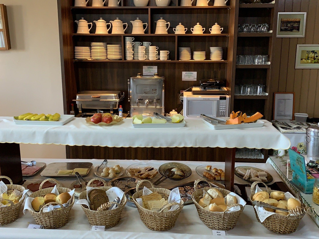 Fares Turis Hotel主图