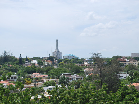 Platino Hotel & Casino主图