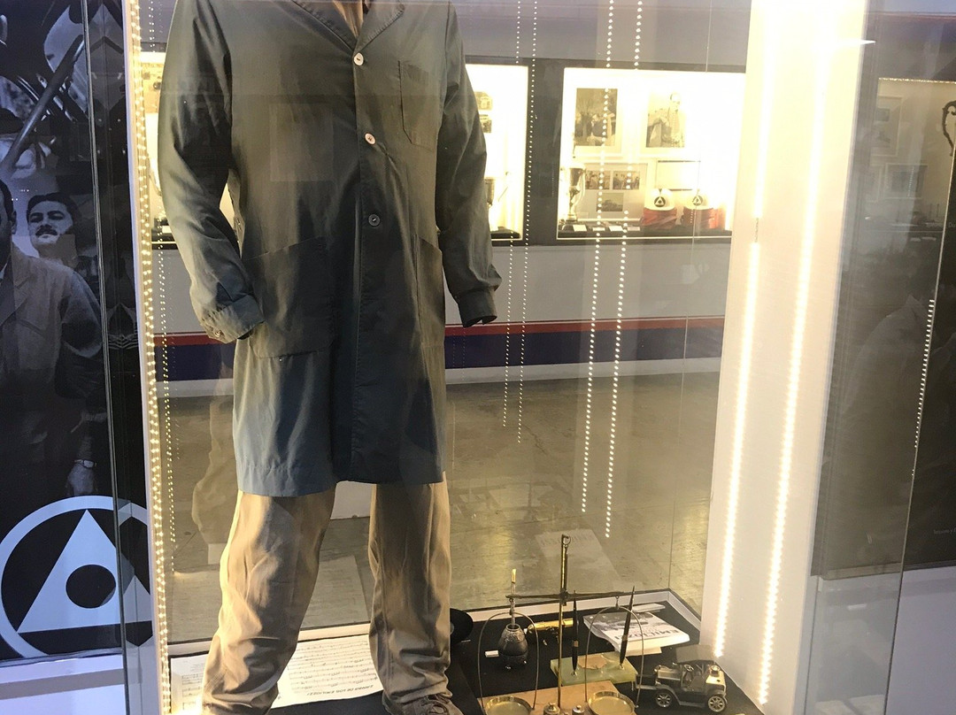 Museo Municipal Hermanos Emiliozzi-Olavarria必去景点