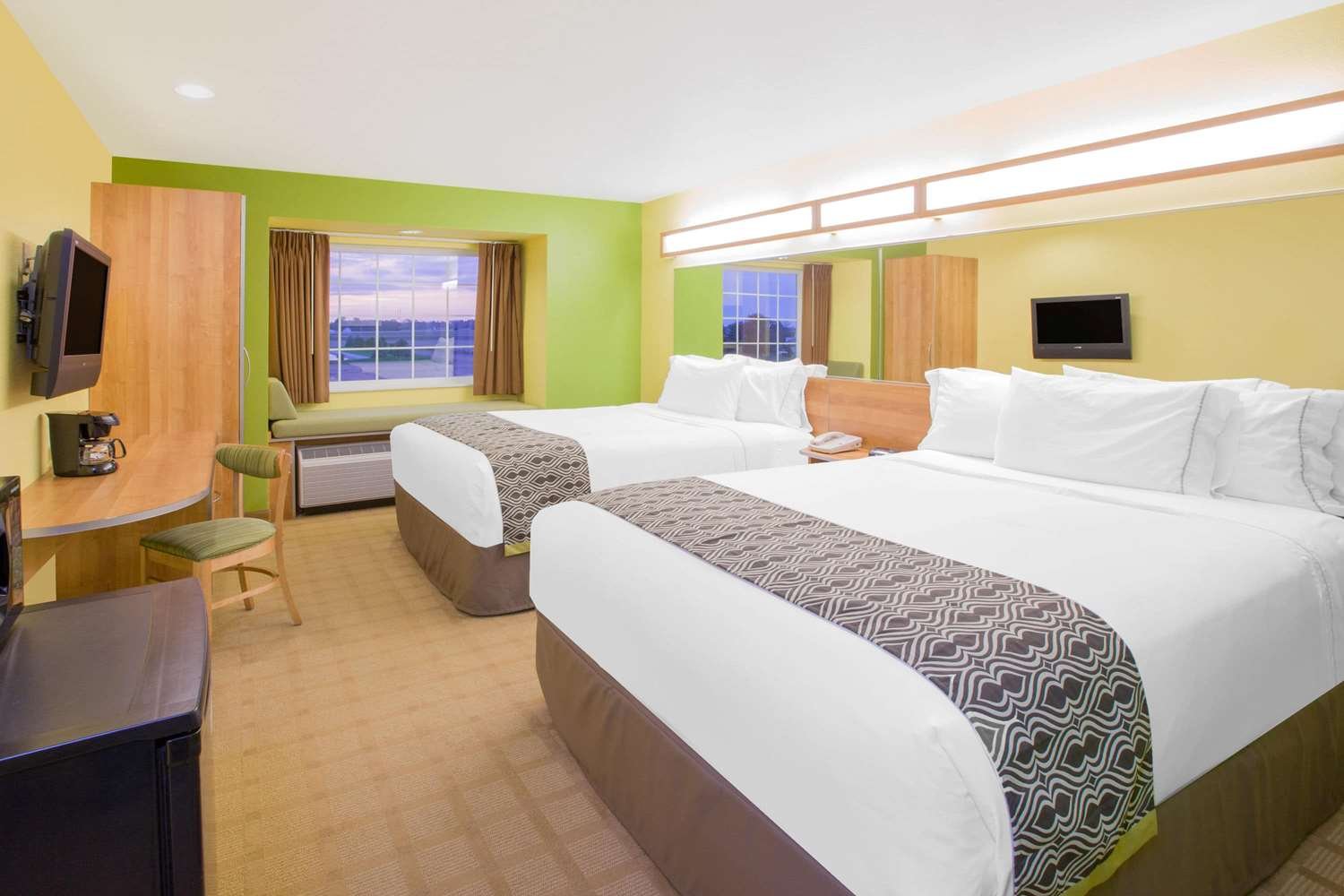 Microtel Inn & Suites by Wyndham Delphos-官方
