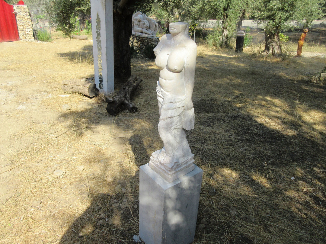 Sculpture Garden-Anidri必去景点