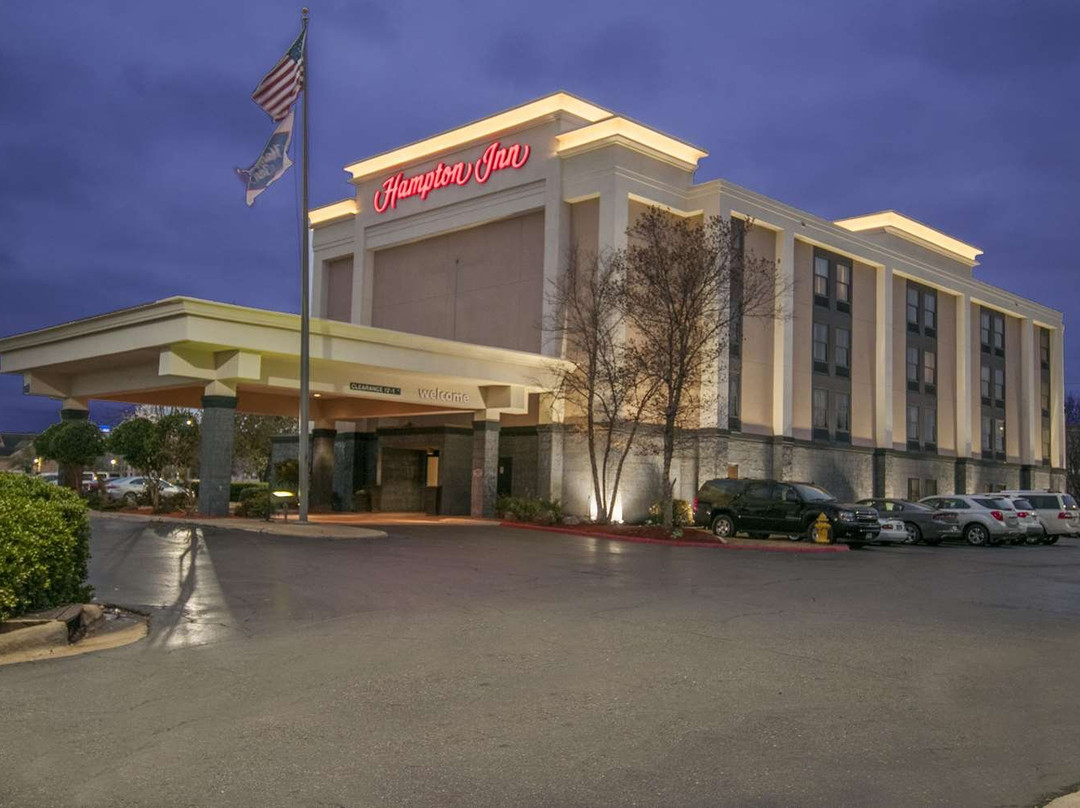 什里夫波特/伯锡尔城希尔顿恒庭酒店主图