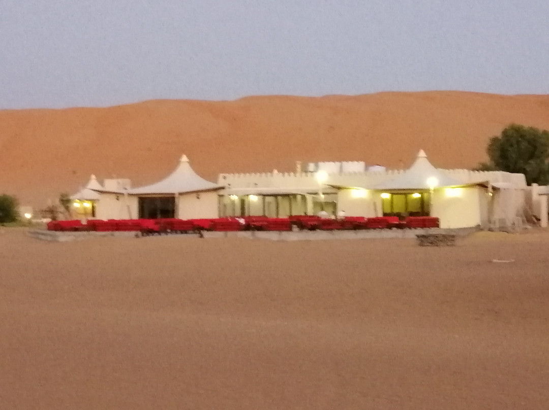 沙漠之夜度假村主图