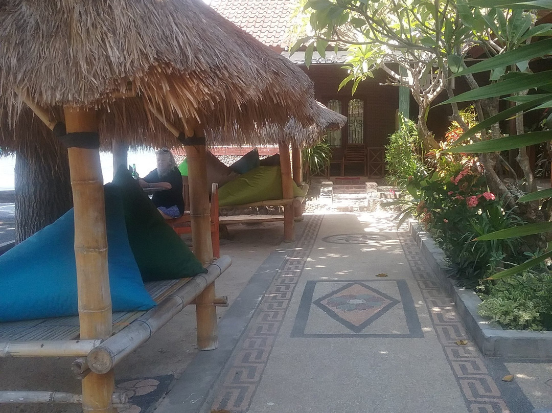 Krisna Bungalows and Restaurant主图