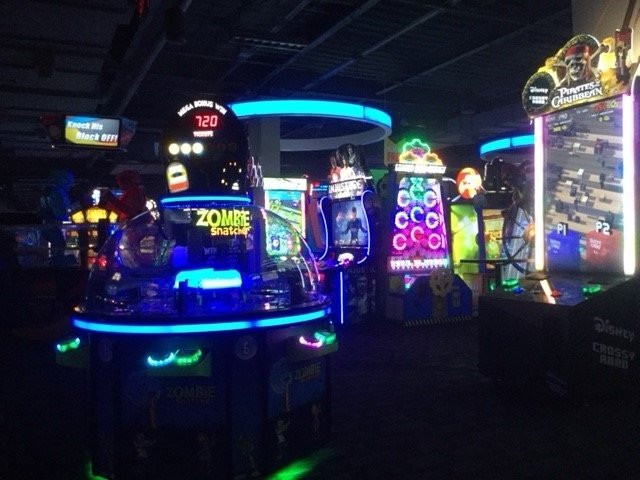 Slingerlands旅游景点-Dave & Buster's - Arcade