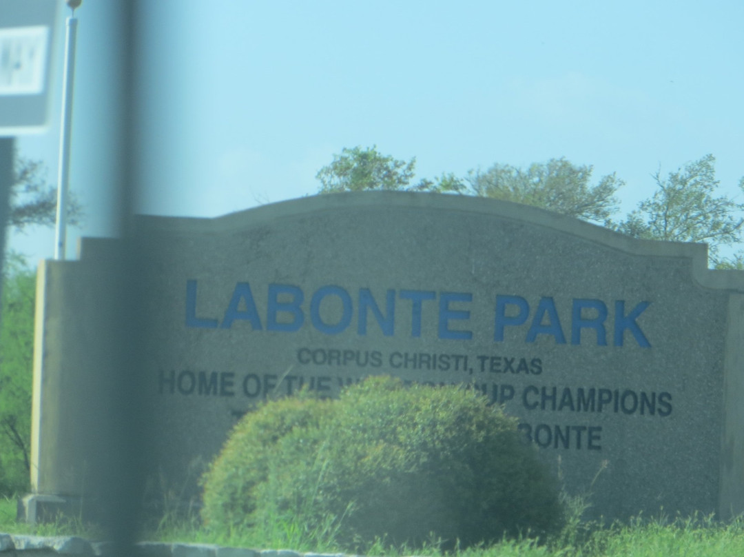 Labonte Park景点图片