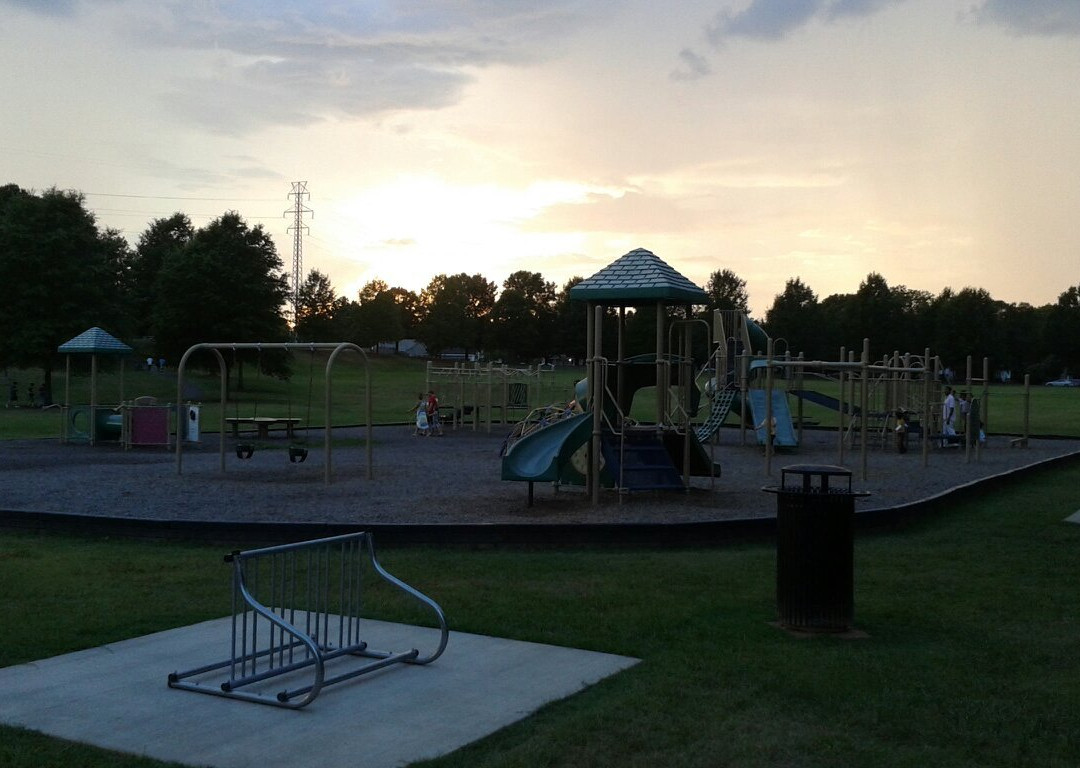 米尔堡旅游景点-Walter Y. Elisha Park