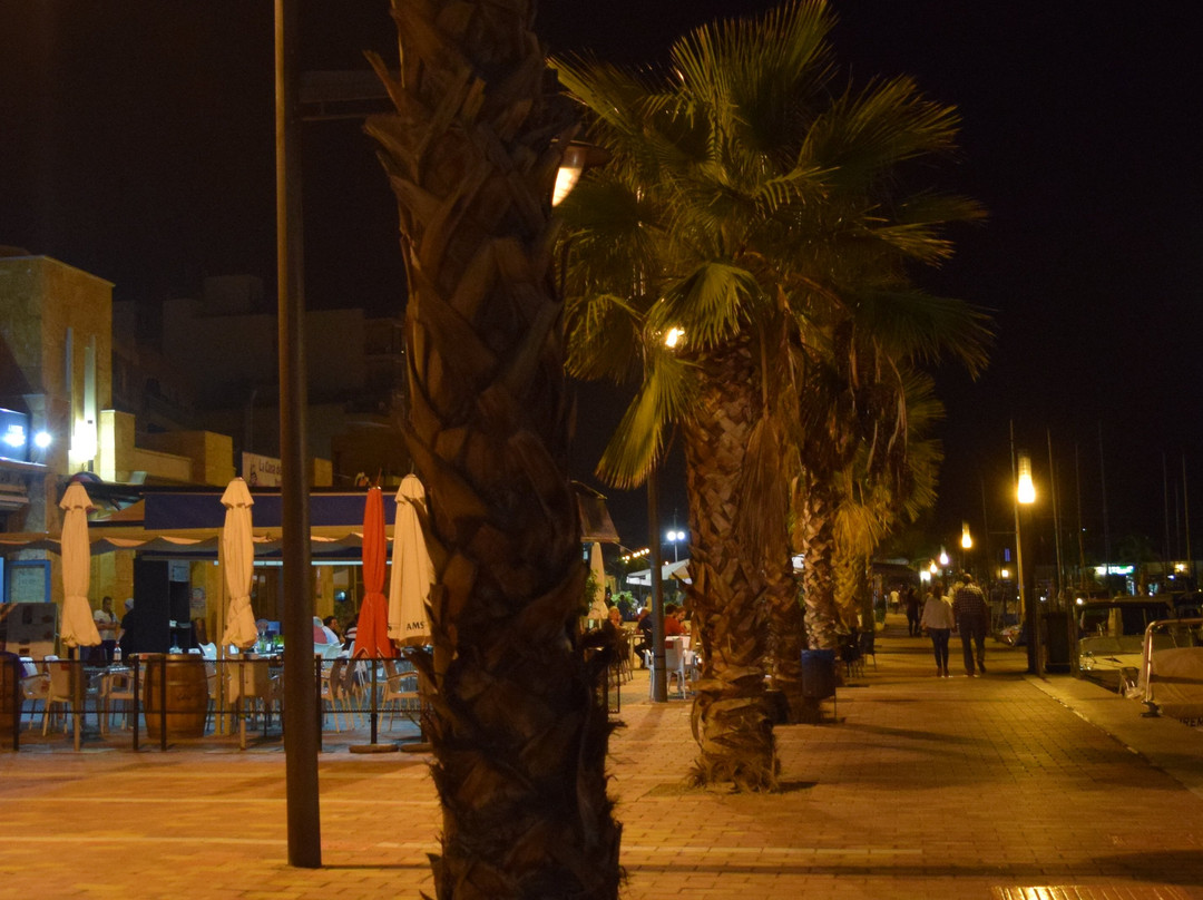 Plaza Comunidades Autonomas