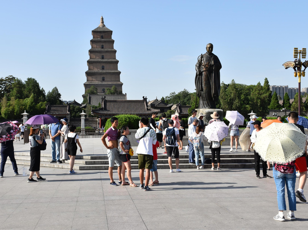 玄奘法师铜像-西安市必去景点