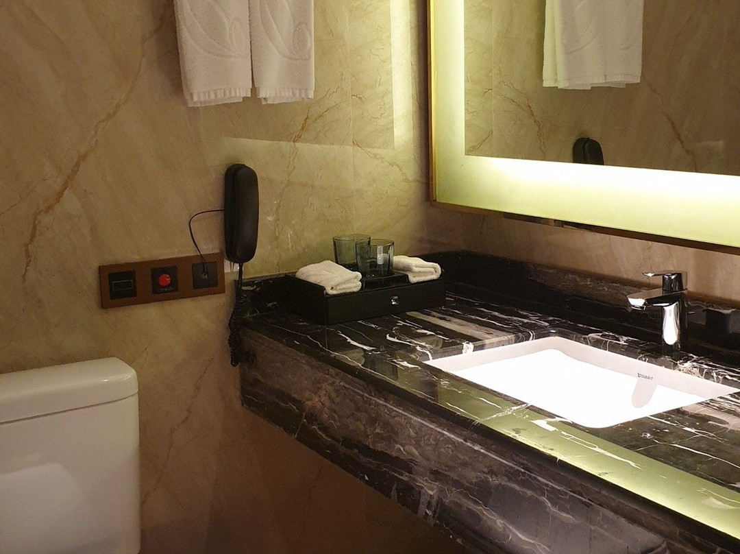 四季春金悦酒店主图