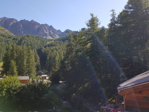 Hôtel - Bar - Restaurant Les Escondus主图