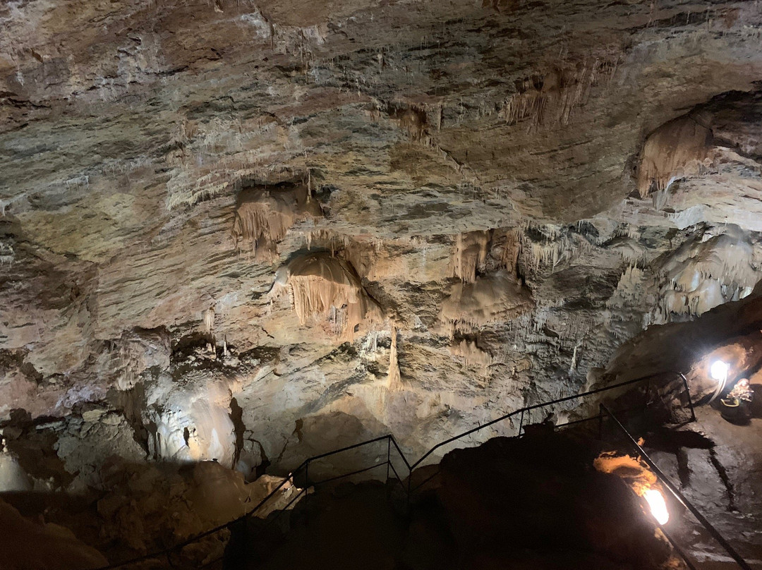 Yaltinskaya Cave景点图片