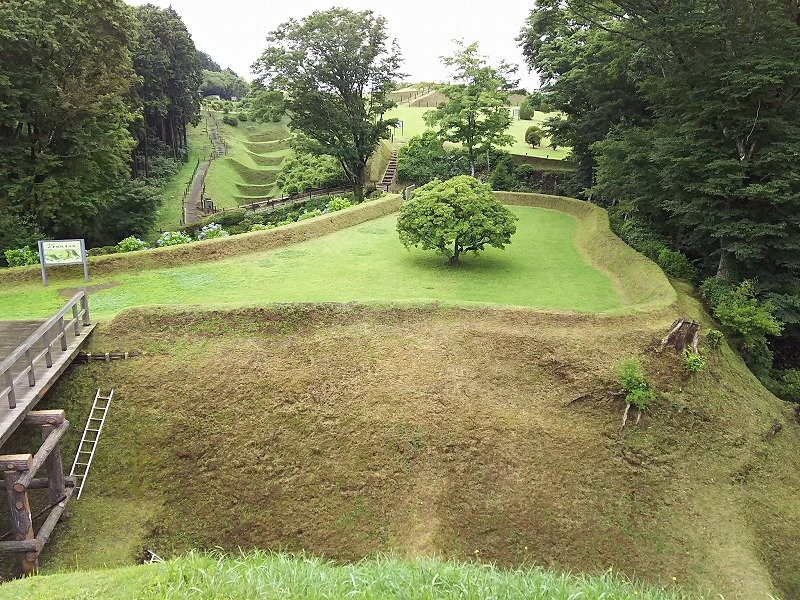 Yamanaka Castle Ruins景点图片